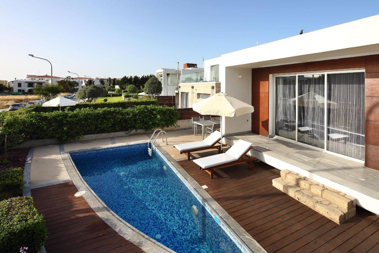 Paradise Cove Luxurious Willa