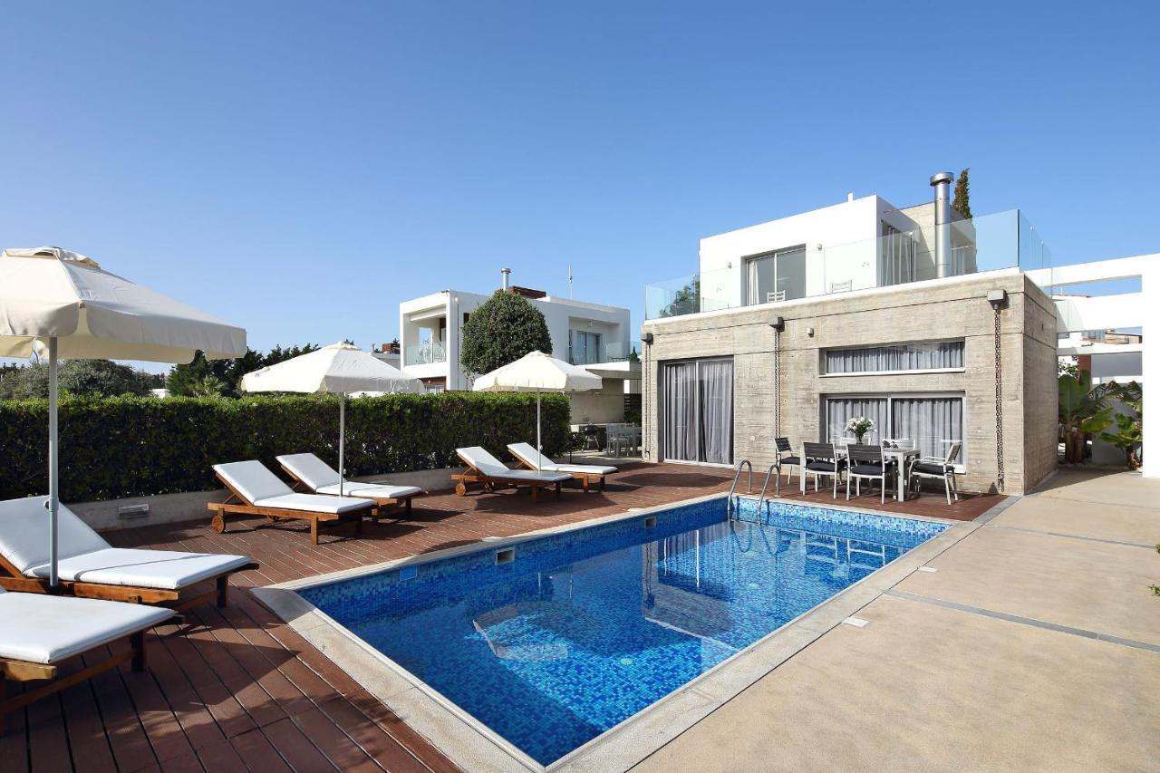 Willa Paradise Cove Luxurious