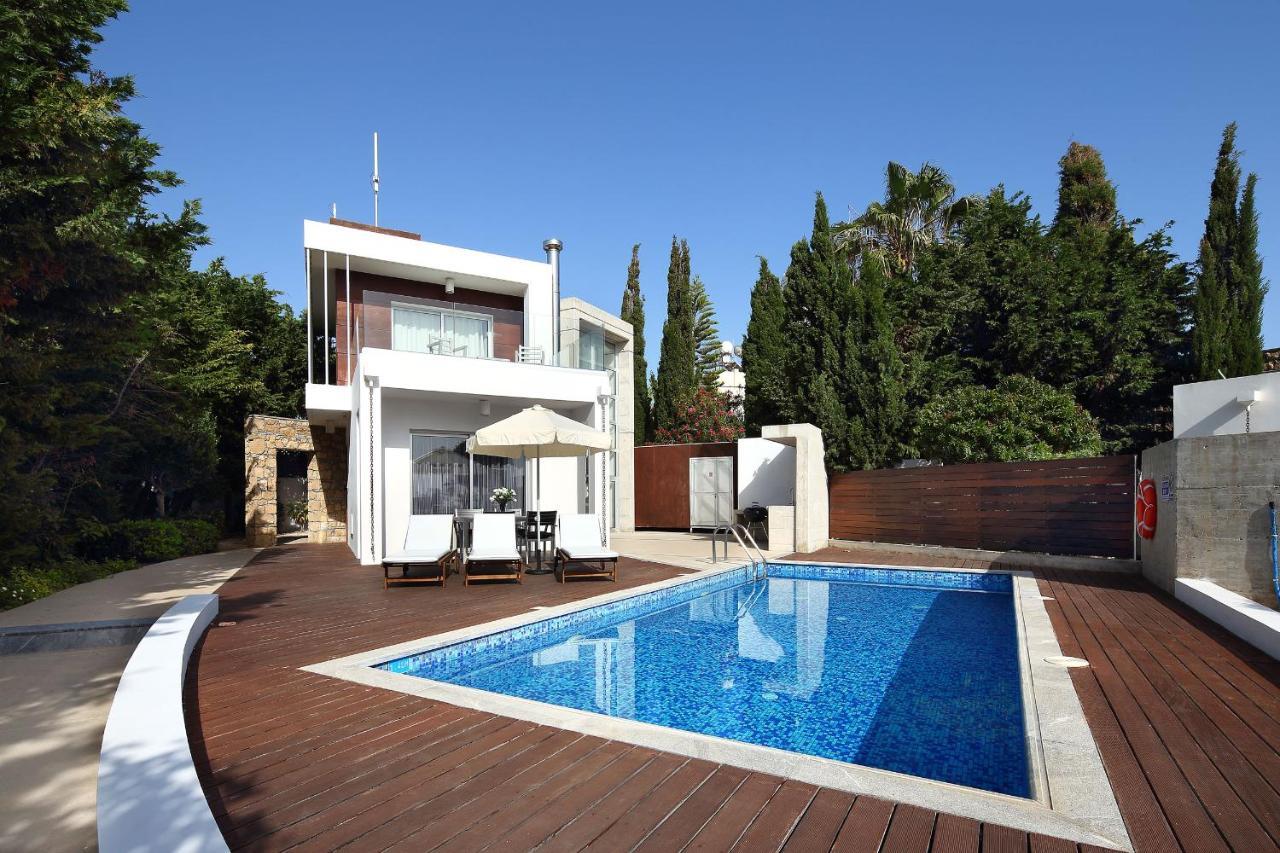 Paradise Cove Luxurious Pafos