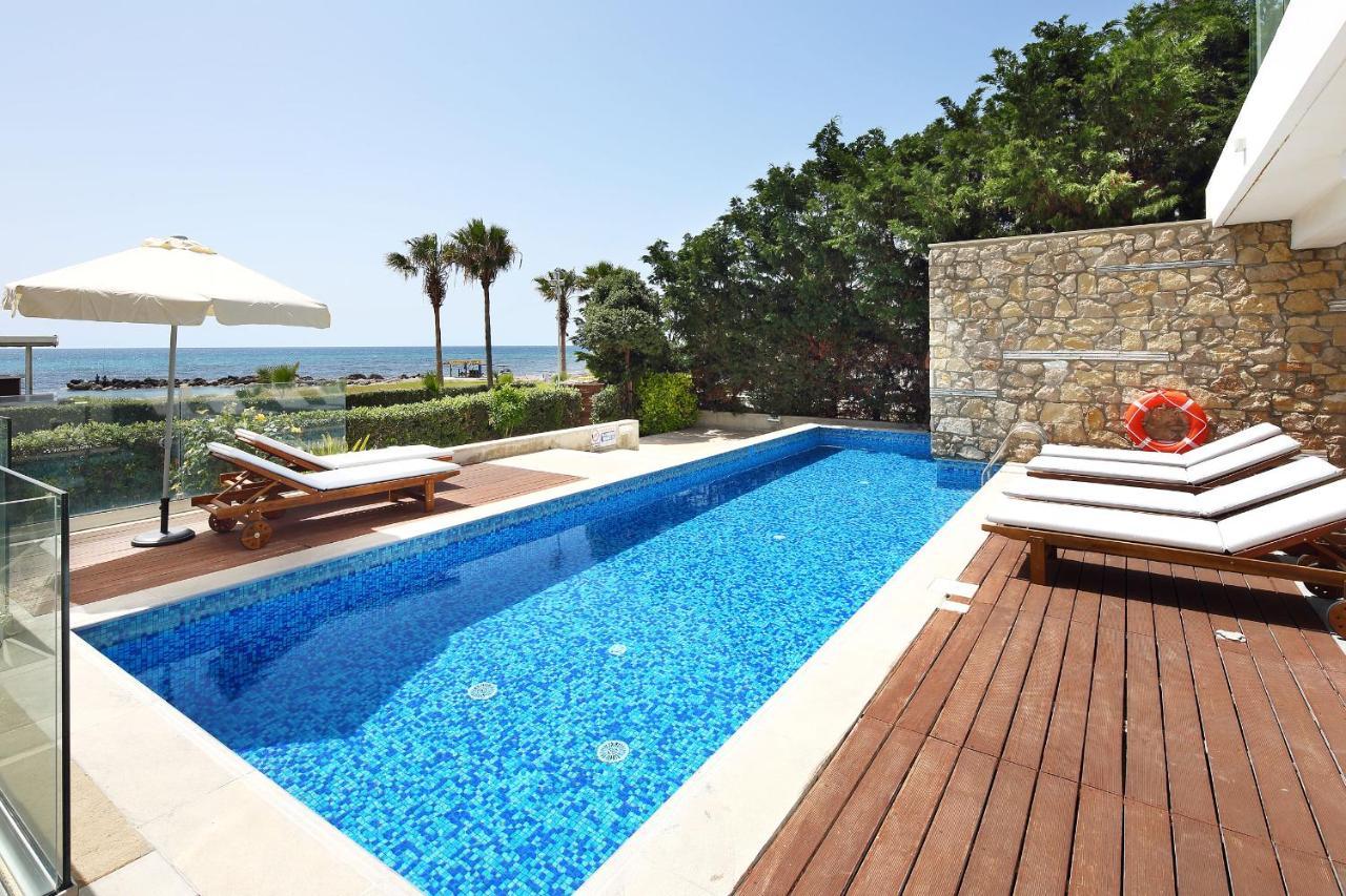 Willa Paradise Cove Luxurious Pafos