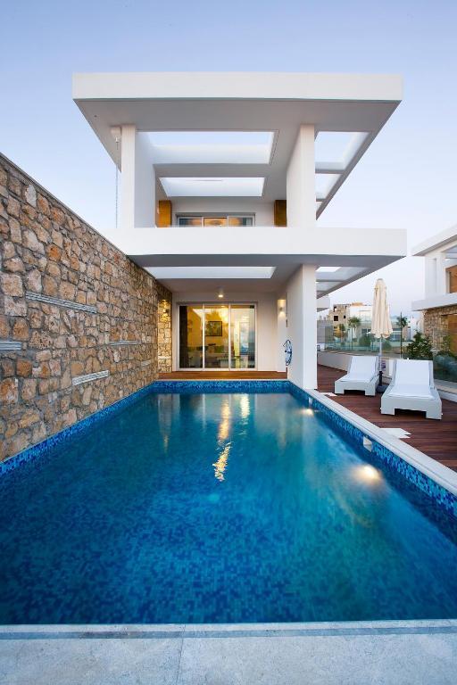 Willa Paradise Cove Luxurious Pafos