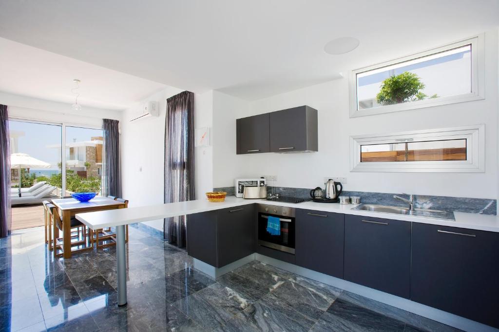 Willa Paradise Cove Luxurious Pafos