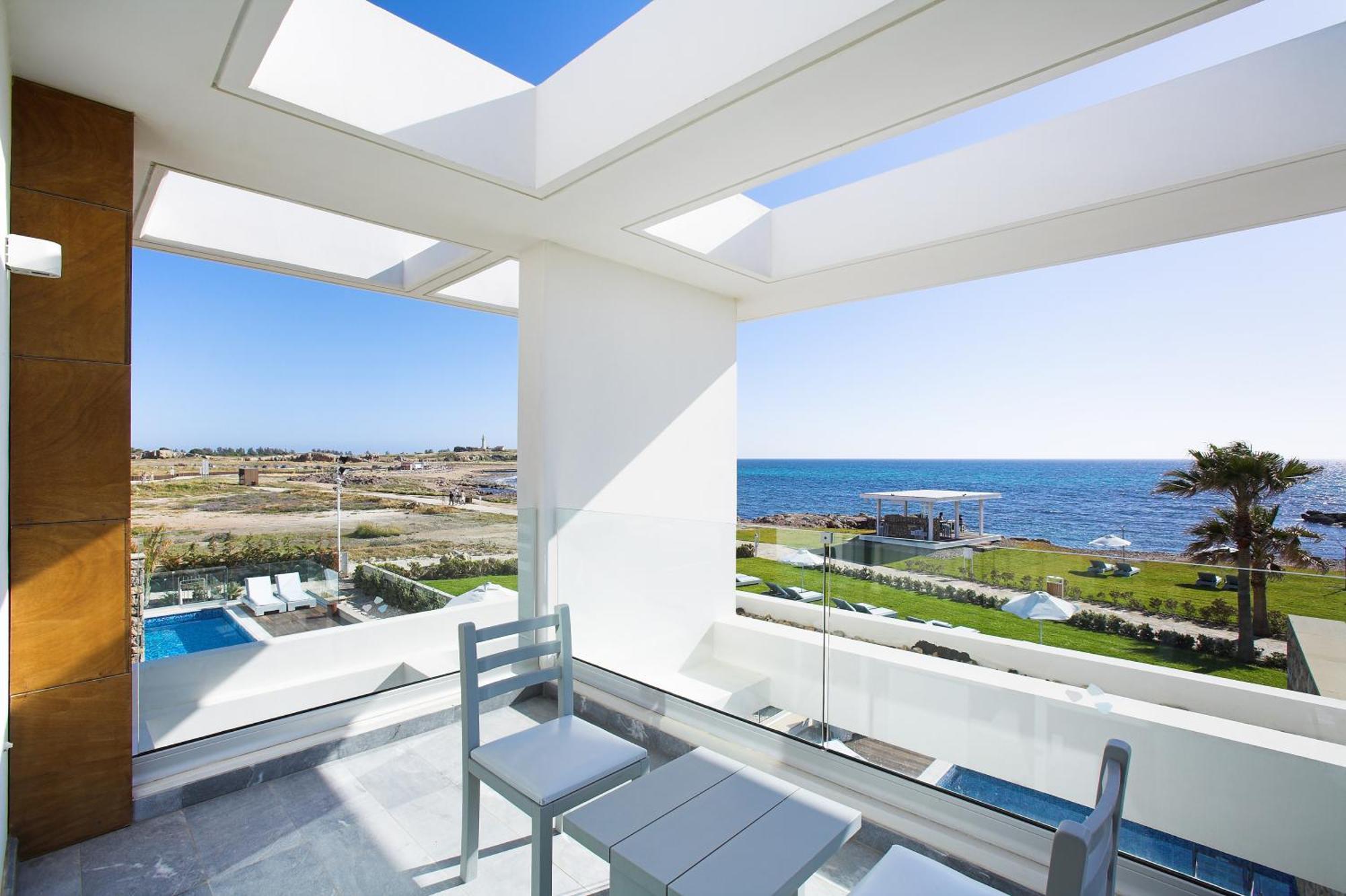 Willa Paradise Cove Luxurious
