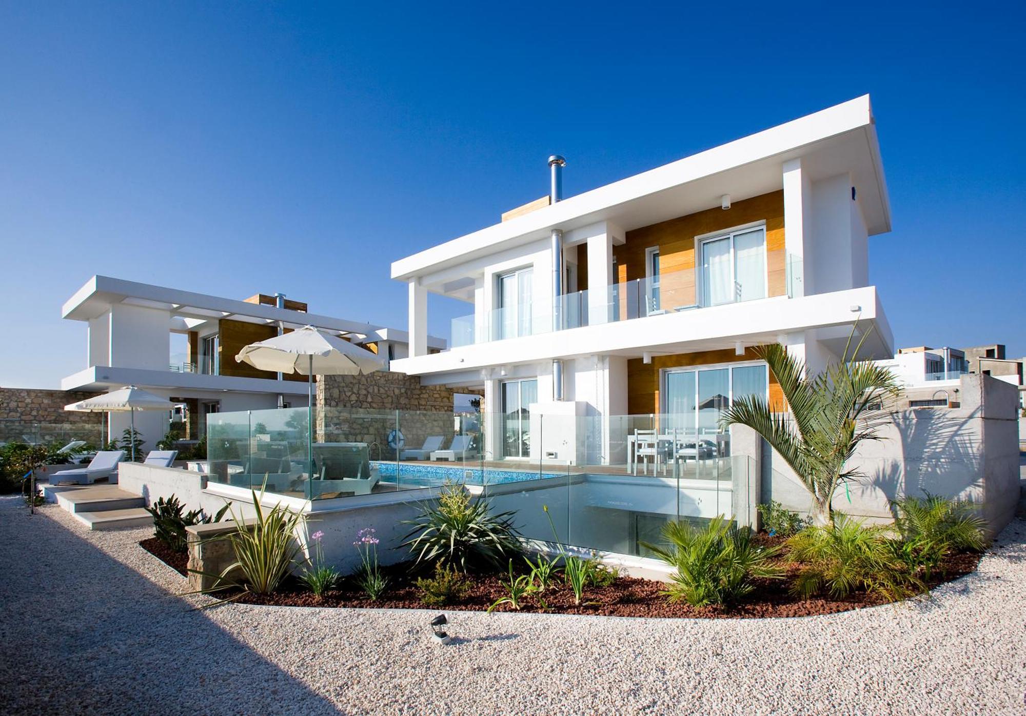 Willa Paradise Cove Luxurious